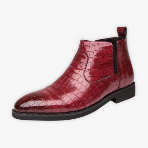 Chaussure homme santiag style crocodile en cuir sur fond gris