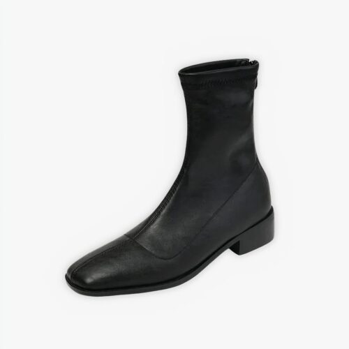 Santiag bout carré de style vintage sur fond gris