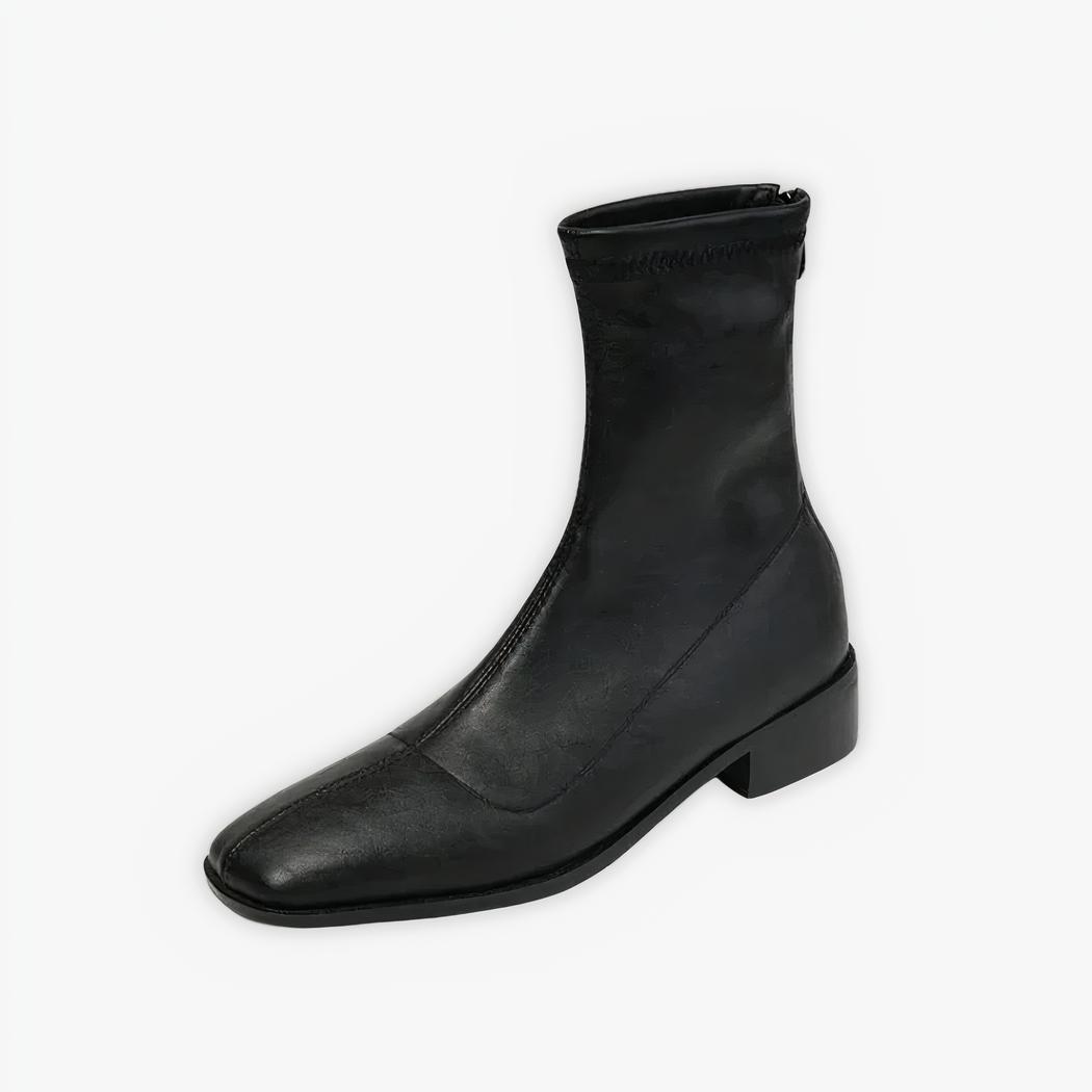 Santiag bout carré de style vintage sur fond gris