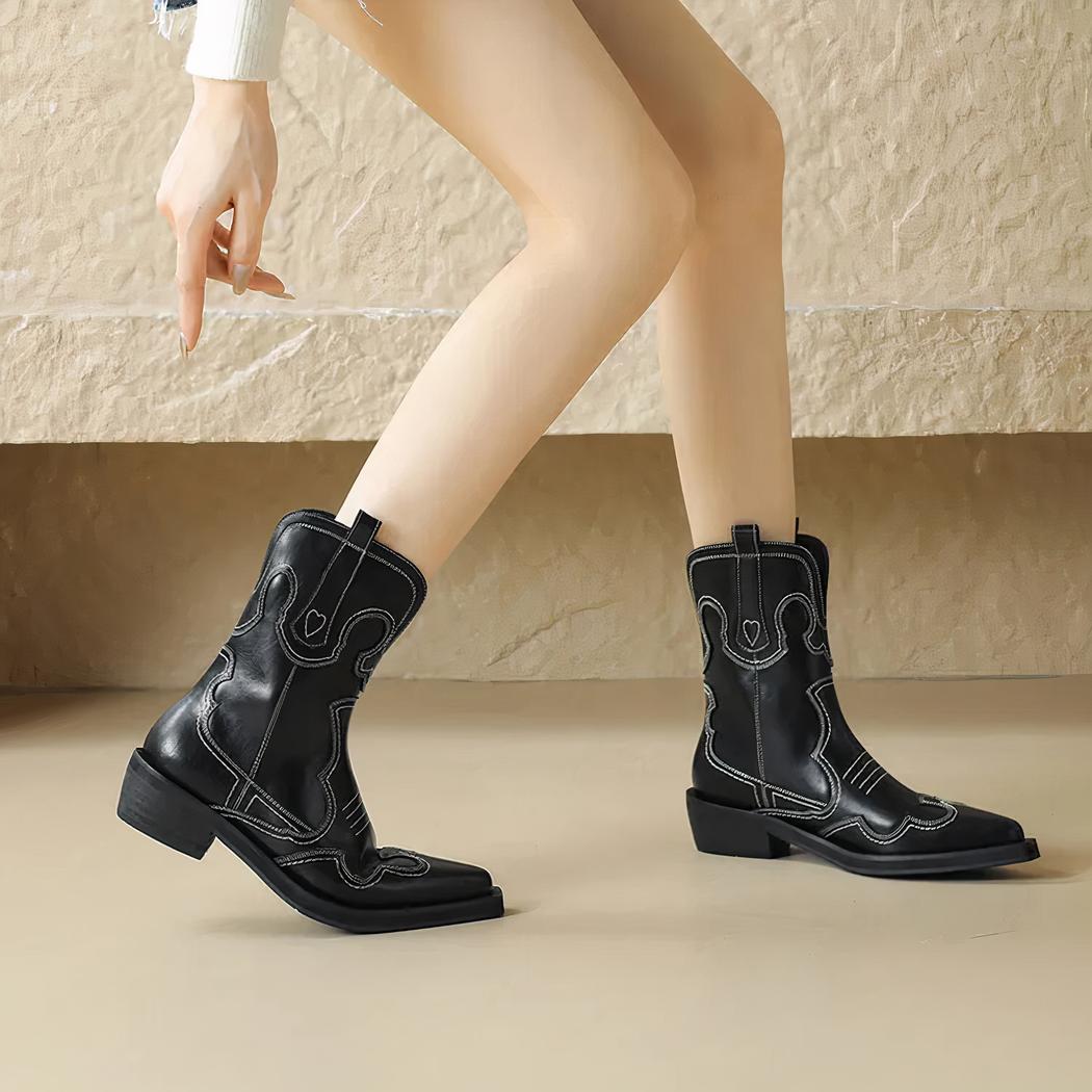 Santiag courte femme style western chic et moderne – Image 3