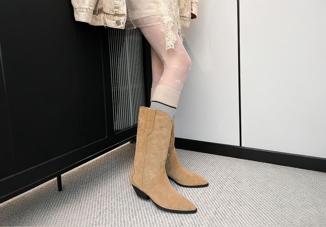 IMG_11_2024_santiag_daim_mollet_large_femme02 (1)