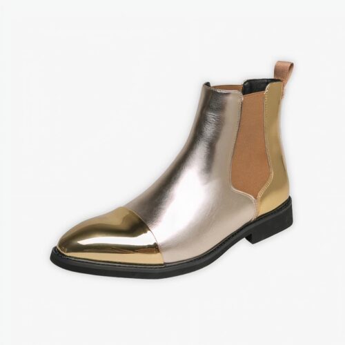 Santiag dorée et chic style bottine pour homme sur fond gris