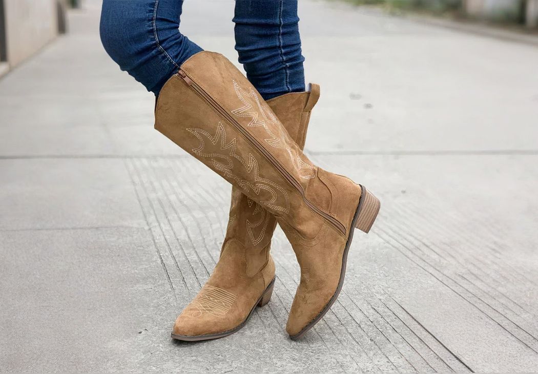 IMG_11_2024_santiag_femme_elegante_resistante_2 (1)