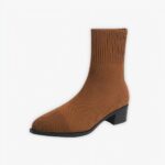 Santiag marron et souple en coton sur fond gris
