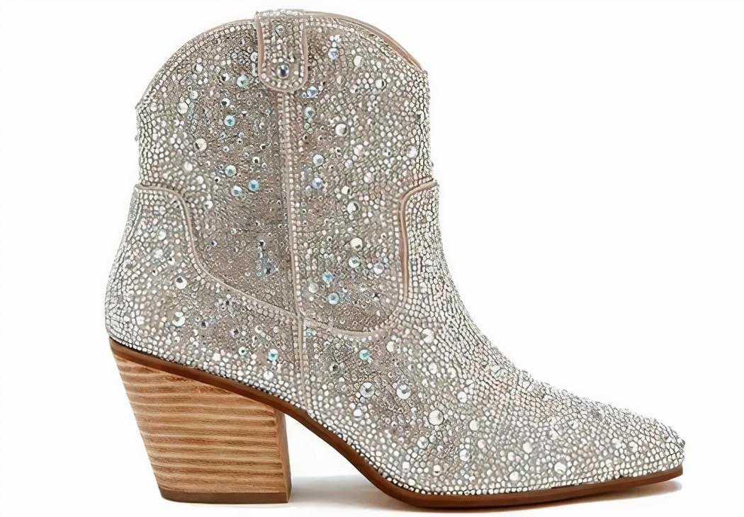 Santiag strass moderne et scintillante sur fond blanc