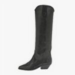 Santiag à talon haute en cuir pour femme sur fond gris