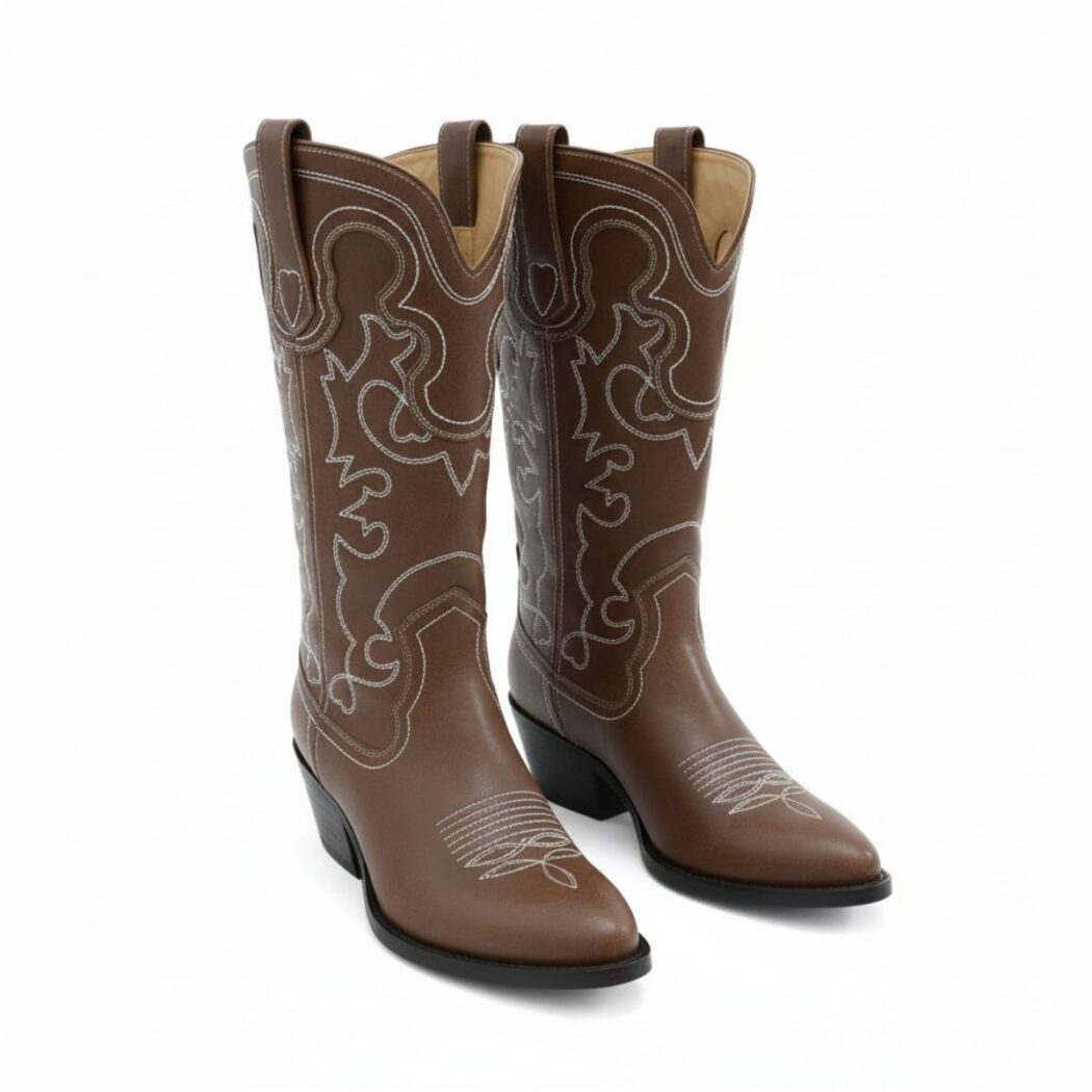 Santiag automne marron tendance au style vintage sur fond gris