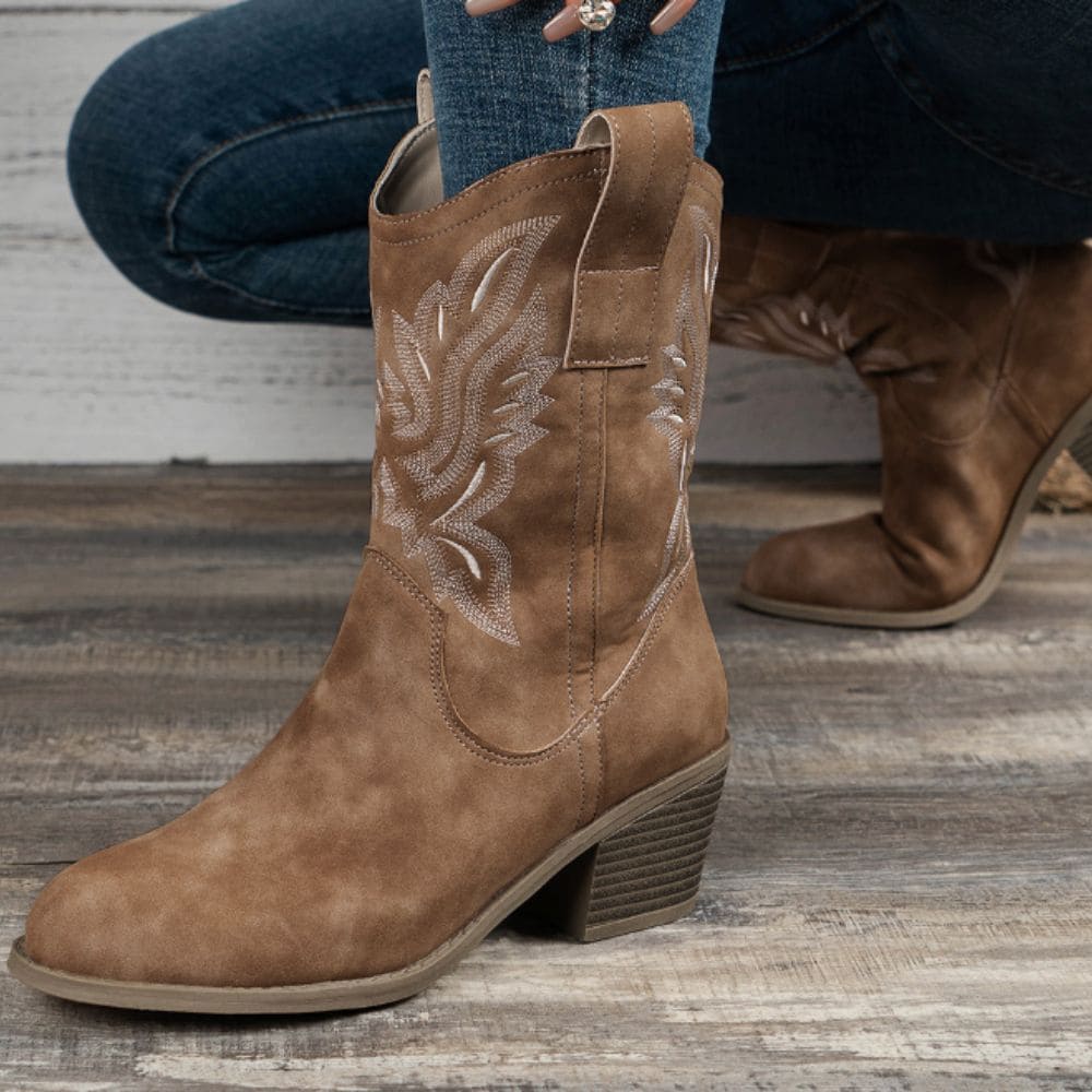 img_08_2025_Santiag_basse_femme_en_simili_cuir_avec_broderies_5